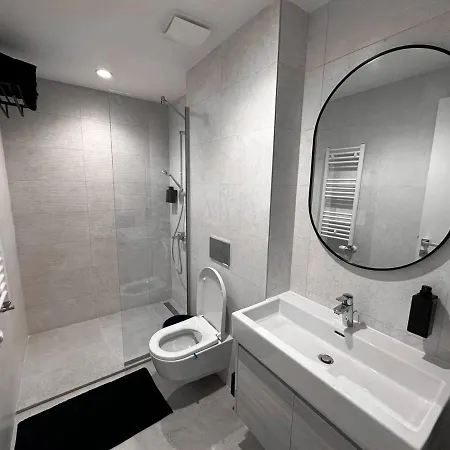 Beldorado - Waterfront Royal Luxury 아파트 베오그라드